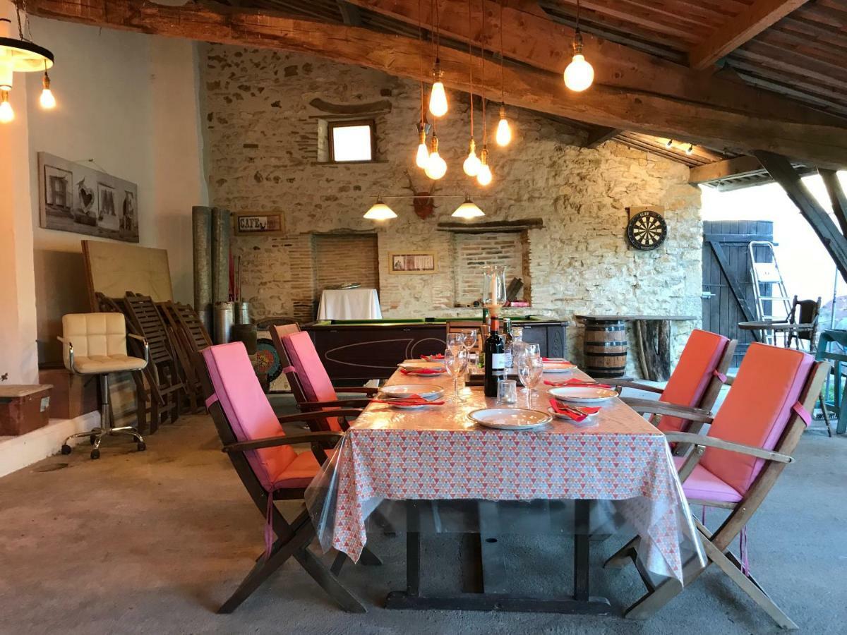 French Fields Luxury Glamping Original Mongolian Yurt Hotel Le-Vieux-Cerier ภายนอก รูปภาพ